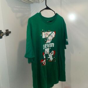 Sevs holiday T shirt